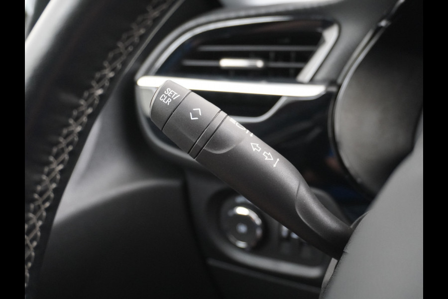 Opel CORSA-E 50kWh AUT. Innovation Navi 17" Apple Carplay Android Auto Opel Connect KeylessEcc PDC Verkeersbord detectie Cruise Control Two-T Winter-Pakket Premium-Pakket Led Lmv Rijstrooksensor Origineel Nederlandse Auto Dealeronderhouden 1e Eigenaar