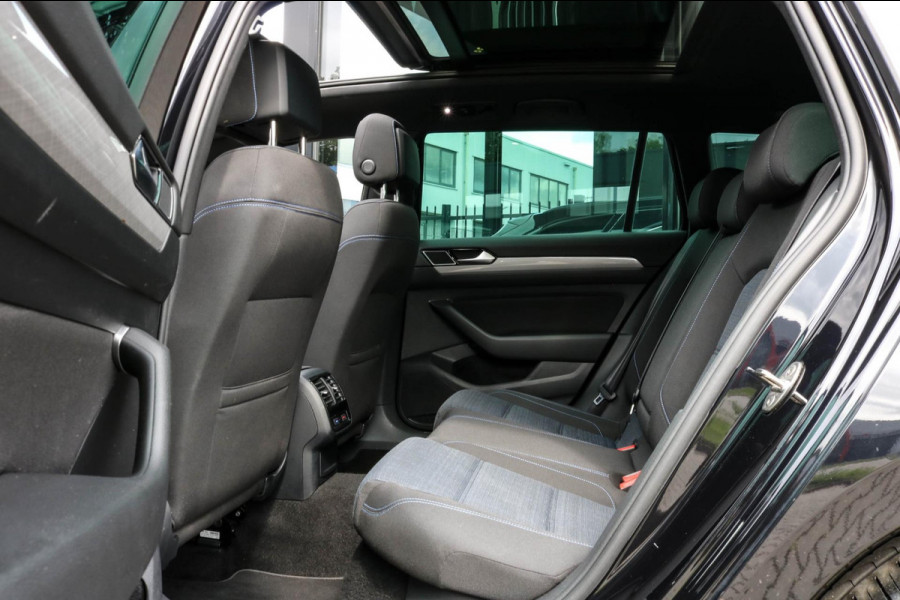 Volkswagen Passat Variant 1.4 TSI PHEV GTE - PANO - TREKHAAK - MASSAGE