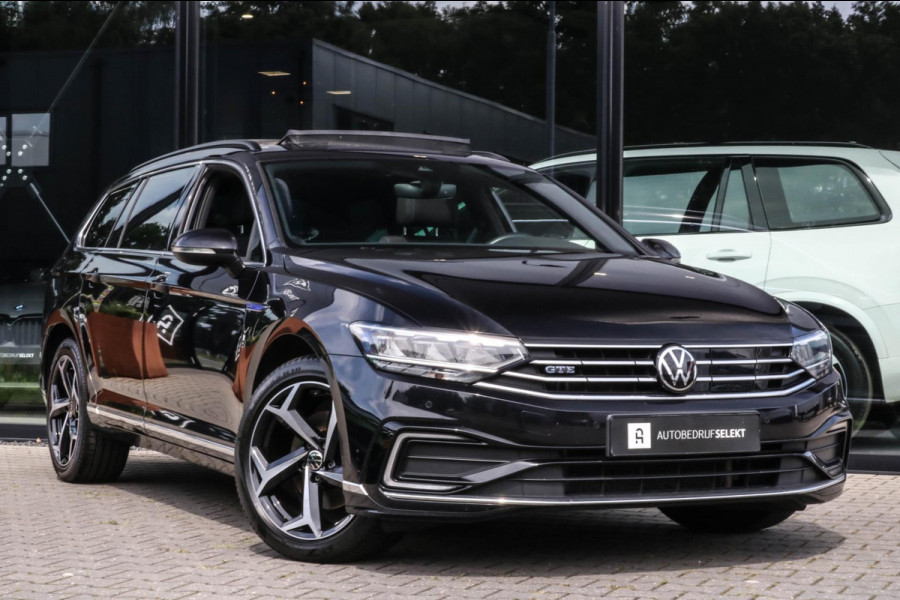 Volkswagen Passat Variant 1.4 TSI PHEV GTE - PANO - TREKHAAK - MASSAGE