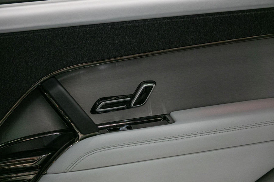 Land Rover Range Rover Sport 3.0 P440e SE *Meridian / Panorama / Surround-view / Memory / Keyless*