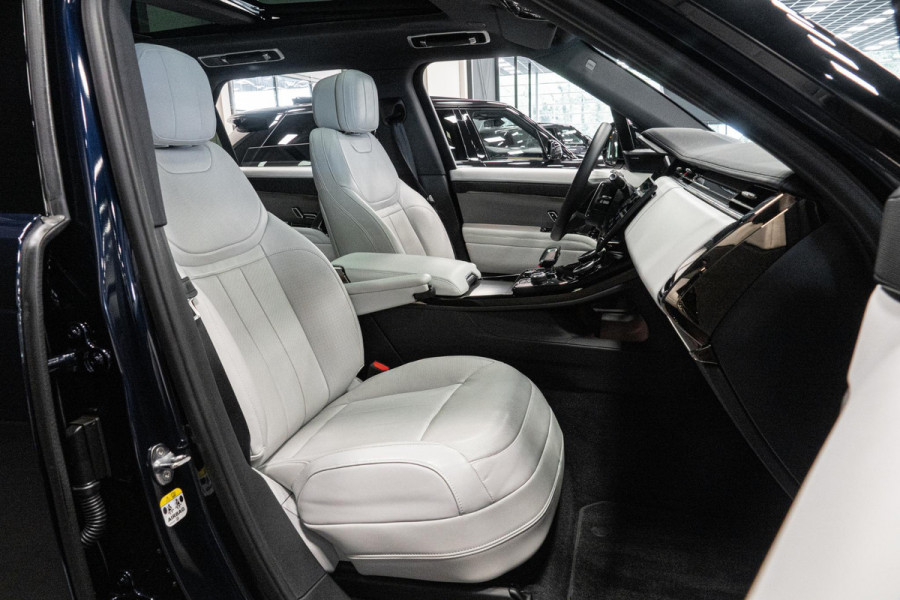 Land Rover Range Rover Sport 3.0 P440e SE *Meridian / Panorama / Surround-view / Memory / Keyless*