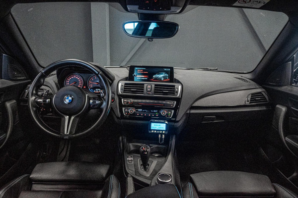 BMW 2 Serie Coupé M2 DCT *M-Performance Uitlaat / Schuif-kanteldak / Harman-Kardon / Carbon in-/exterieur / M-Driver's package*