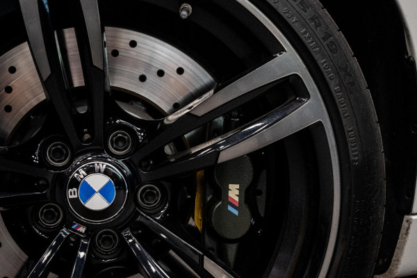 BMW 2 Serie Coupé M2 DCT *M-Performance Uitlaat / Schuif-kanteldak / Harman-Kardon / Carbon in-/exterieur / M-Driver's package*