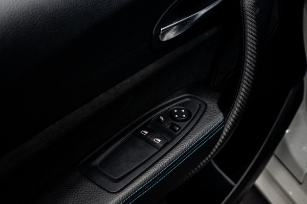 BMW 2 Serie Coupé M2 DCT *M-Performance Uitlaat / Schuif-kanteldak / Harman-Kardon / Carbon in-/exterieur / M-Driver's package*