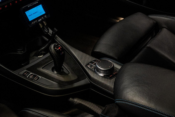 BMW 2 Serie Coupé M2 DCT *M-Performance Uitlaat / Schuif-kanteldak / Harman-Kardon / Carbon in-/exterieur / M-Driver's package*