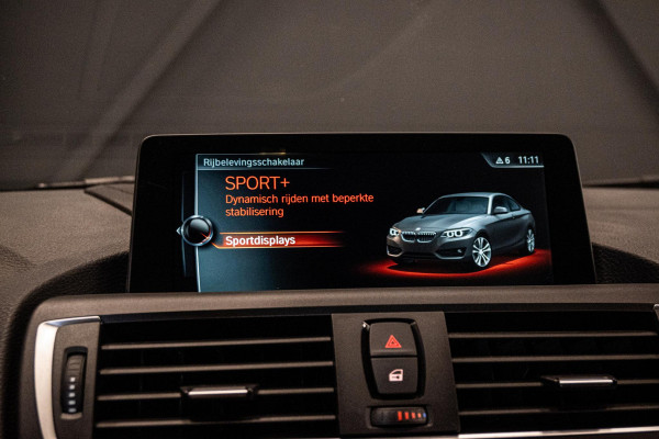 BMW 2 Serie Coupé M2 DCT *M-Performance Uitlaat / Schuif-kanteldak / Harman-Kardon / Carbon in-/exterieur / M-Driver's package*