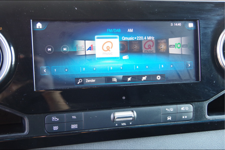 Mercedes-Benz Sprinter 319 3.0 CDI V6 L2H2 AUT. LED, 360 CAMERA, TREKHAAK, STANDKACHEL, MBUX 10'', CRUISE, NAVI, CLIMA, PARKEERSENSOREN