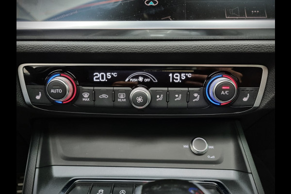 Audi Q3 40 TFSI quattro S Line Pro Line S | 190 PK | Panoramadak | Matrix Led | Stoelverwarming | Leer | Dode Hoek | Automaat | BTW | Black Edition | Cruise Control | Virtual | Navigatie | Dealer Onderhouden |