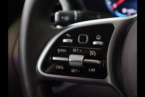 Mercedes-Benz C-Klasse 300e Avantgarde Luxury | Panoramadak | Luchtvering | Burmester | Stuurverwarming | 360 Camera | Leder | Stoelverwarming | Memory | Carplay | Sfeerverlichting | Matrix LED | PHEV | Plug In