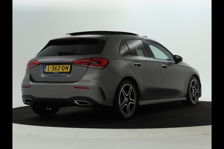 Mercedes-Benz A-Klasse 180 Business Solution AMG | AMG Line | Night Pakket | Panorama Schuif-Kanteldak | Sfeerverlichting | Inclusief 24 maanden MB Certified garantie voor Europa.