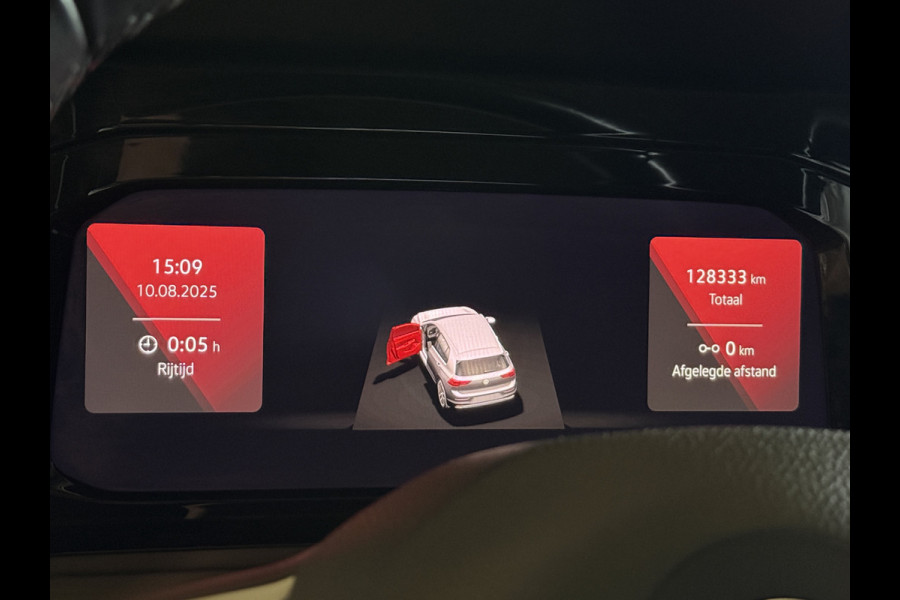 Volkswagen Golf 1.5 eTSI Style | Memory stoelen | 18'' inch | Virtual cockpit