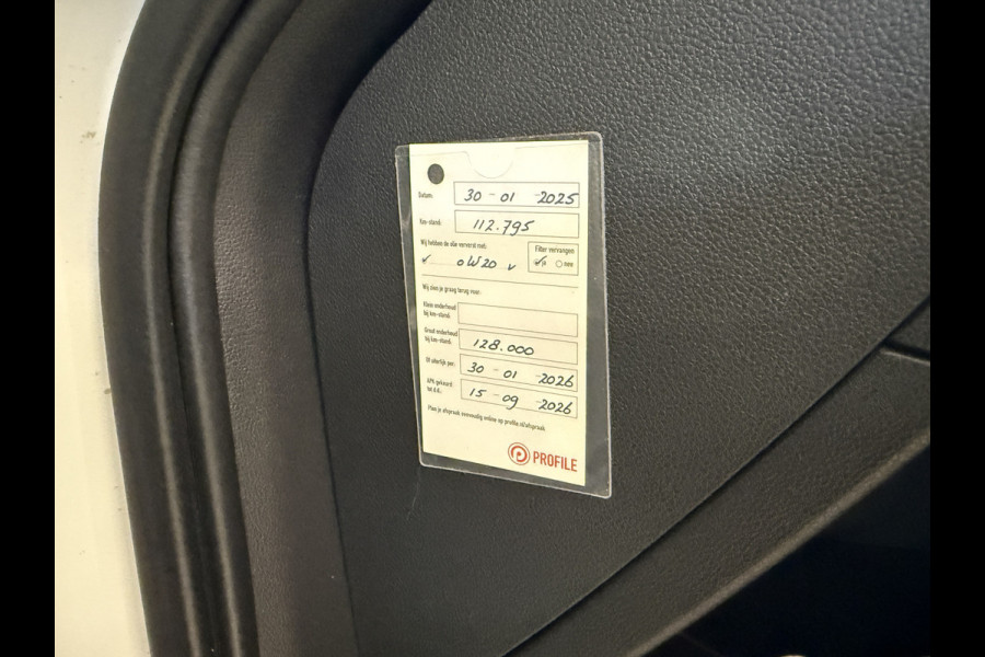 Volkswagen Golf 1.5 eTSI Style | Memory stoelen | 18'' inch | Virtual cockpit