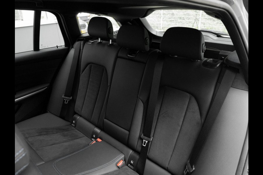 BMW 3 Serie Touring 330e M-Sport - Active Cruise - Camera - Stuurwiel Verwarmd - Hifi