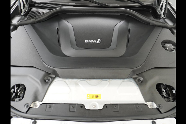 BMW iX3 High Executive 80 kWh M SPORT VAN: 46.900,- VOOR 40.877,- US HERFSTVOORDEEL: 6.023,- EURO M SPORT DEALER ONDERHOUDEN | MEGA COMPLEET (oa: DRIVING ASSIST.PROFF.-HARMAN KARDON-DODE HOEK-ELECTR.STOELEN-ADAPTIEF ONDERSTEL etc.) | RIJKLAARPIJS incl. 12mnd BOVAG