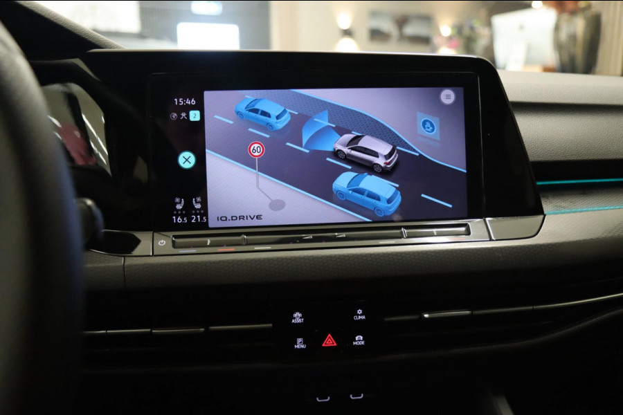 Volkswagen Golf 2.0 TSI GTI CLUBSPORT /PANO/ACC/CAM/CARPLAY/IQ-LIGHT/STOELVERWARMING/VOLL