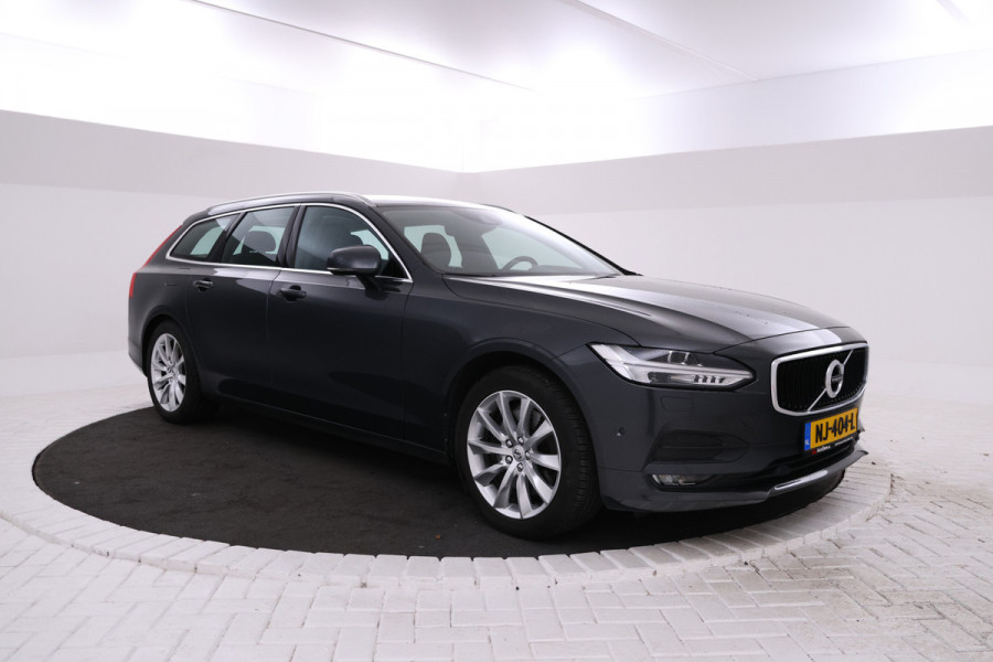 Volvo V90 2.0 T5 Momentum Leer, Trekhaak, Automaat, Digital dash.