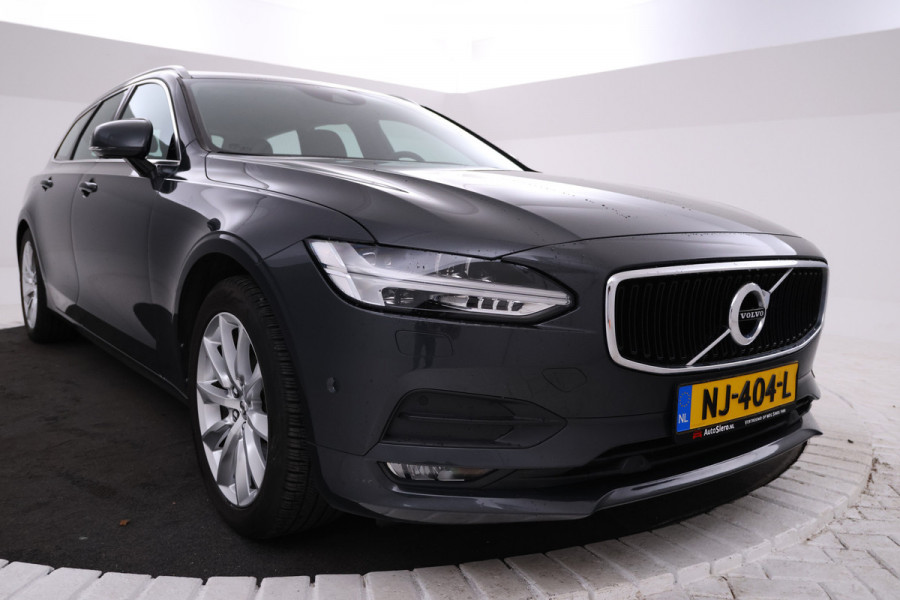 Volvo V90 2.0 T5 Momentum Leer, Trekhaak, Automaat, Digital dash.