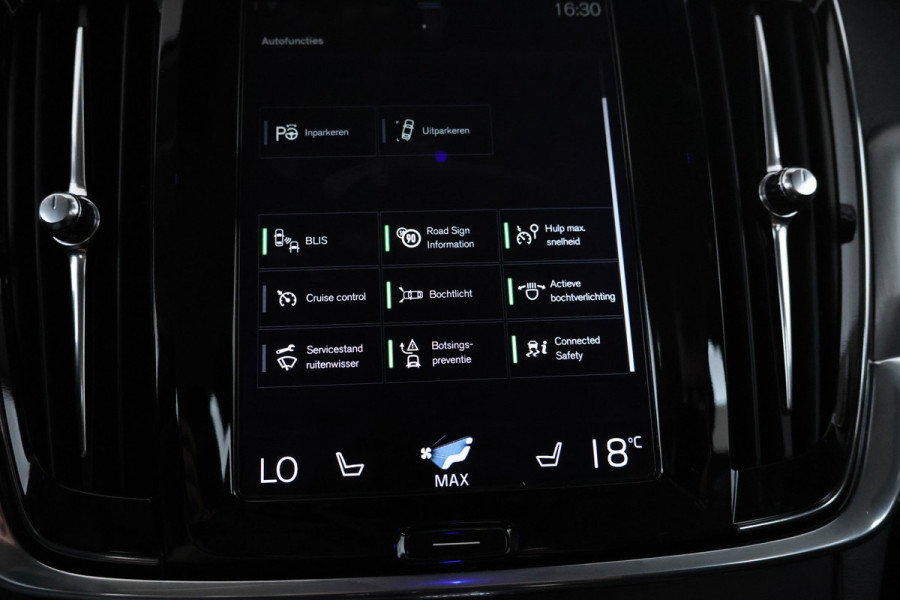 Volvo V90 2.0 T5 Momentum Leer, Trekhaak, Automaat, Digital dash.