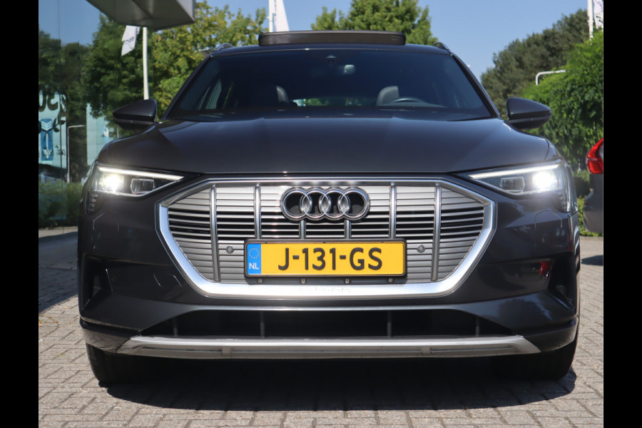 Audi e-tron 50 quattro Business edition Plus 71 kWh / Panoramadak / Sportstoelen/ SOH 91%