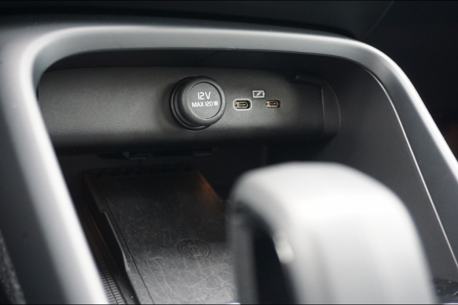 Volvo C40 Single Core 69 kWh ELECTRISCH | 238PK | NL-AUTO VERKOCHT