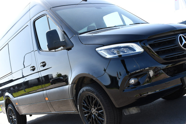 Mercedes-Benz Sprinter 316 2.2 CDI L2H2 DC Black Edition Camera, Cruise, Carplay, LED, Leder, NAVI, 164pk, Automaat, Sensoren,  Trekhaak, Uniek! Dubbel Cabine