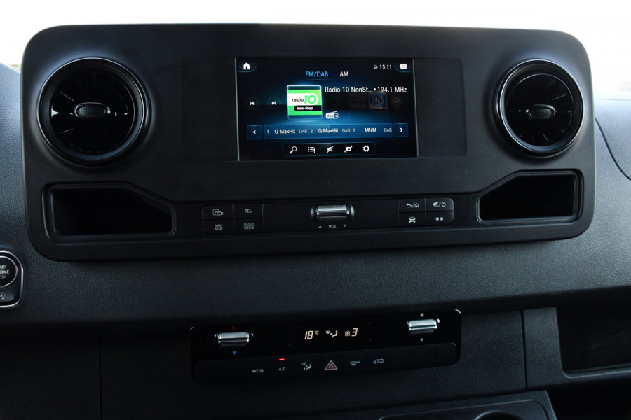 Mercedes-Benz Sprinter 316 2.2 CDI L2H2 DC Black Edition Camera, Cruise, Carplay, LED, Leder, NAVI, 164pk, Automaat, Sensoren,  Trekhaak, Uniek! Dubbel Cabine