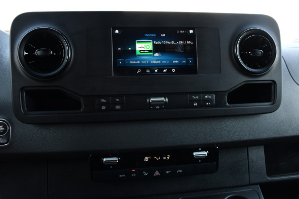Mercedes-Benz Sprinter 316 2.2 CDI L2H2 DC Black Edition Camera, Cruise, Carplay, LED, Leder, NAVI, 164pk, Automaat, Sensoren,  Trekhaak, Uniek! Dubbel Cabine