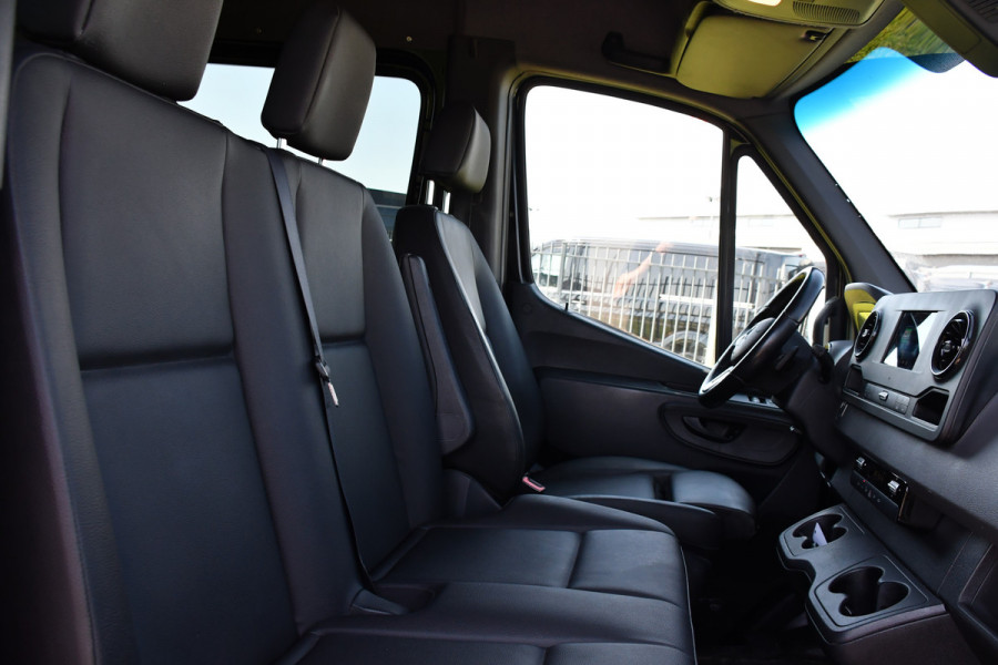 Mercedes-Benz Sprinter 316 2.2 CDI L2H2 DC Black Edition Camera, Cruise, Carplay, LED, Leder, NAVI, 164pk, Automaat, Sensoren,  Trekhaak, Uniek! Dubbel Cabine