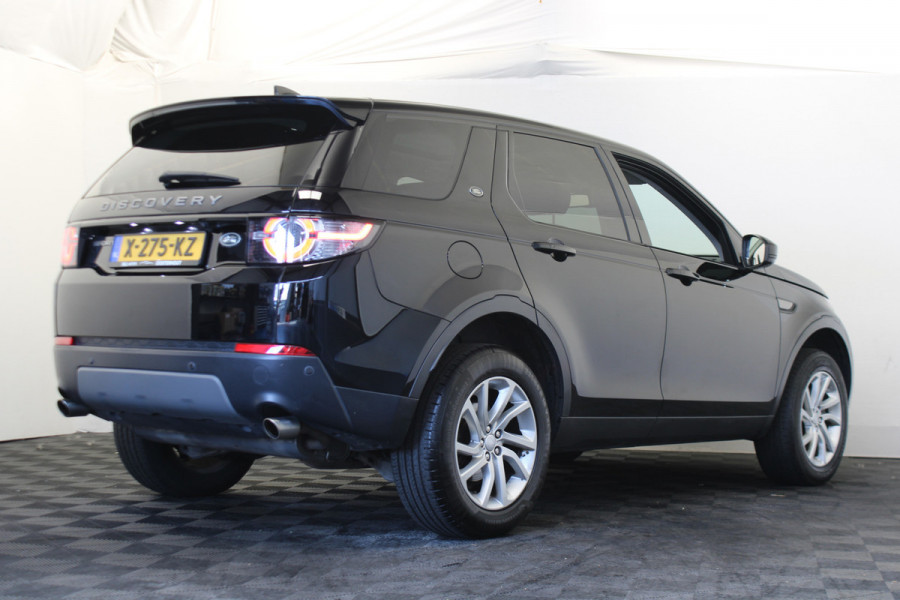 Land Rover Discovery Sport 2.0 TD4 HSE Luxury 7p. |Pano|