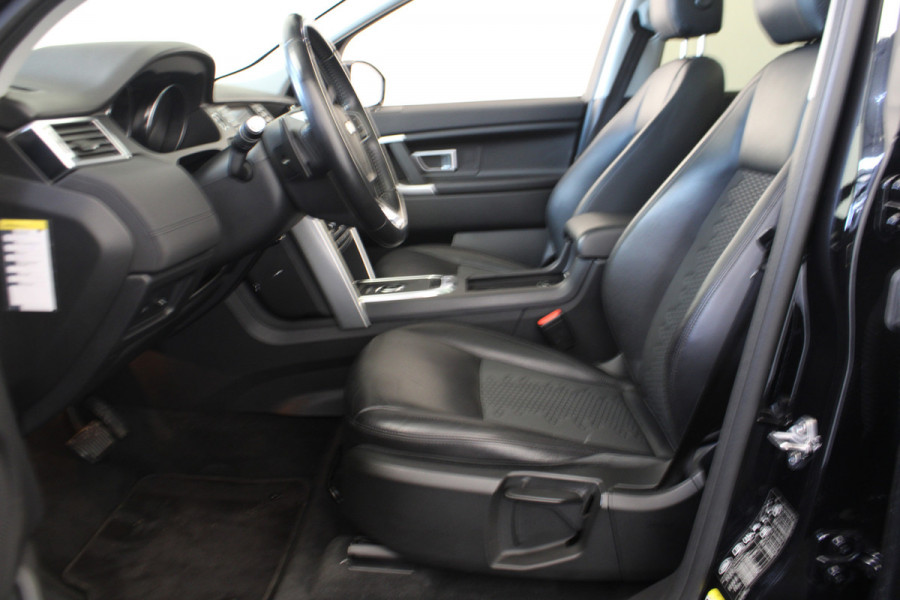 Land Rover Discovery Sport 2.0 TD4 HSE Luxury 7p. |Pano|