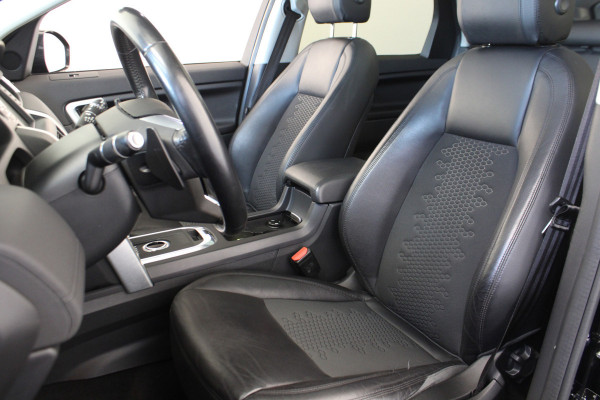 Land Rover Discovery Sport 2.0 TD4 HSE Luxury 7p. |Pano|
