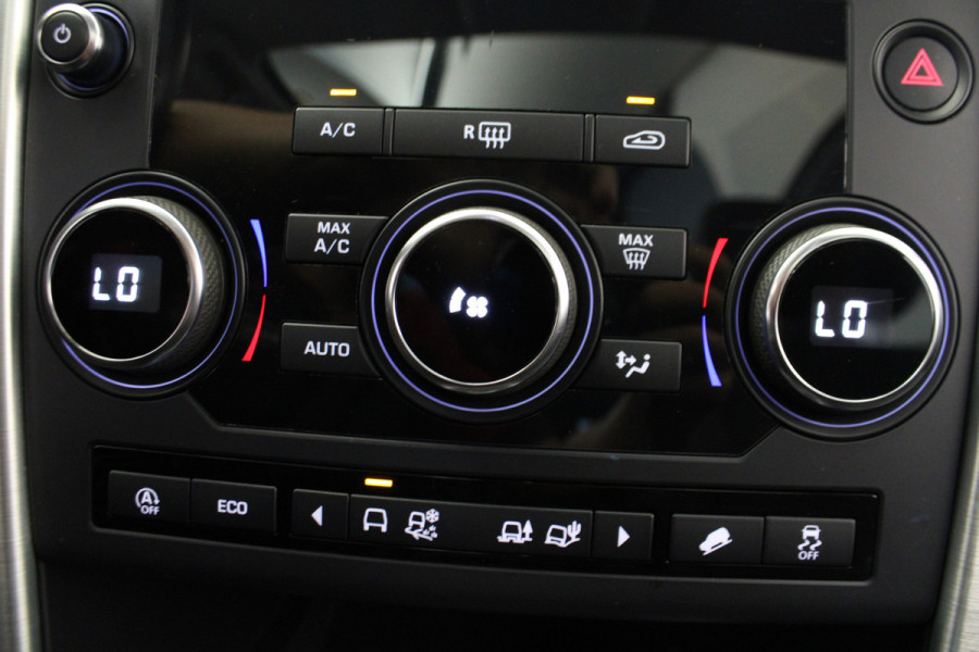 Land Rover Discovery Sport 2.0 TD4 HSE Luxury 7p. |Pano|