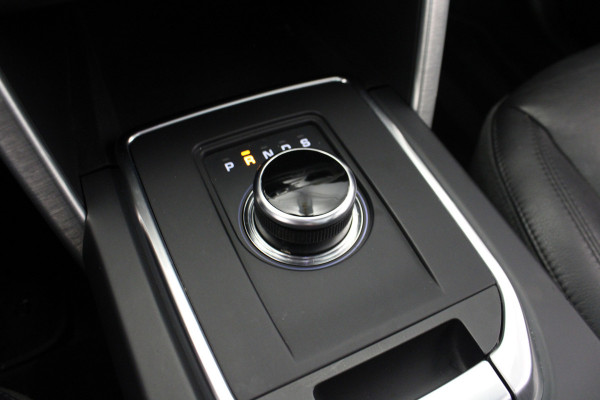 Land Rover Discovery Sport 2.0 TD4 HSE Luxury 7p. |Pano|