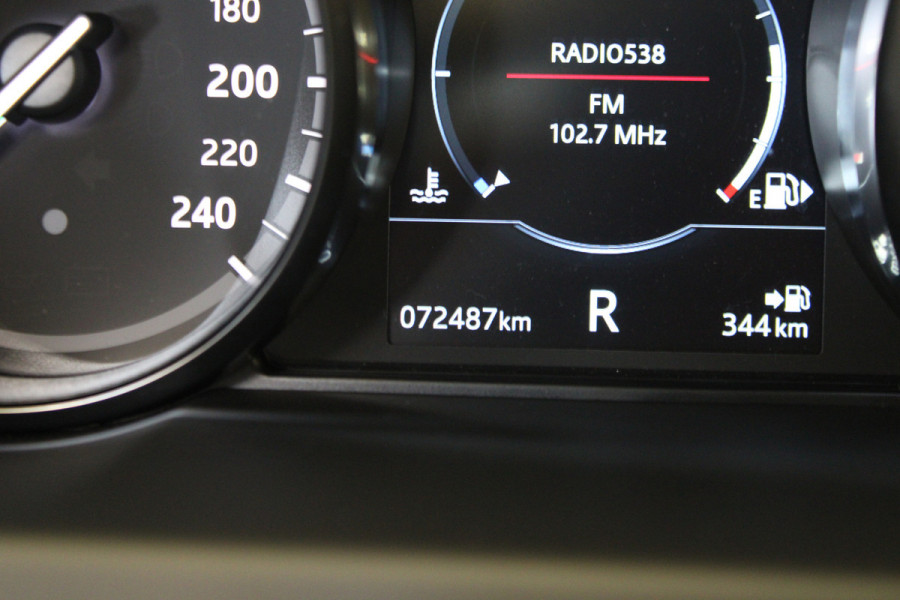Land Rover Discovery Sport 2.0 TD4 HSE Luxury 7p. |Pano|