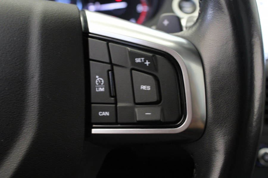 Land Rover Discovery Sport 2.0 TD4 HSE Luxury 7p. |Pano|