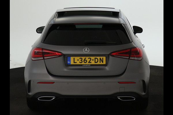 Mercedes-Benz A-Klasse 180 Business Solution AMG | AMG Line | Night Pakket | Panorama Schuif-Kanteldak | Sfeerverlichting | Inclusief 24 maanden MB Certified garantie voor Europa.