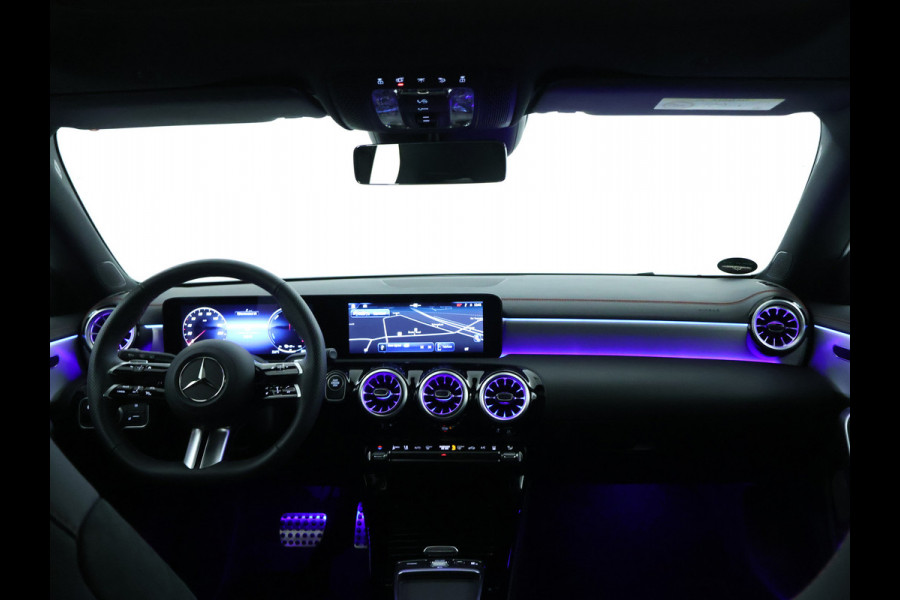 Mercedes-Benz CLA-Klasse Shooting Brake 250 e AMG Line | Edition AMG Line | Panorama Schuif-Kanteldak | 19 Inch AMG Velgen | AC en DC laden | Stuur en Stoelverwarming | Inclusief 24 maanden MB Certified garantie voor Europa.