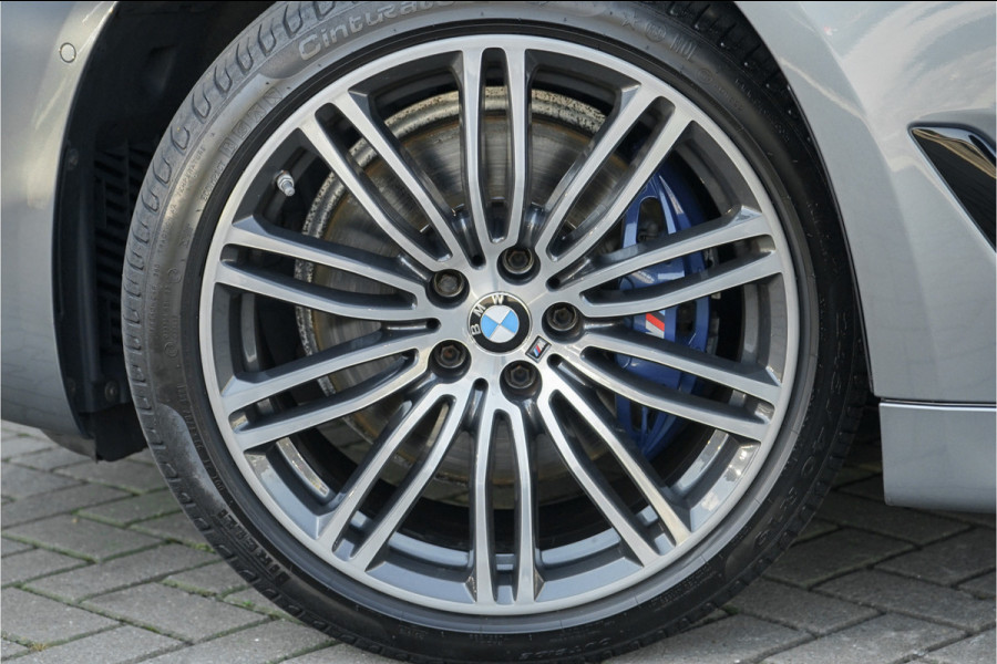 BMW 5 Serie Touring 530i High Ex M-Sport Pano Driving Ass Plus H/K 360° HUD