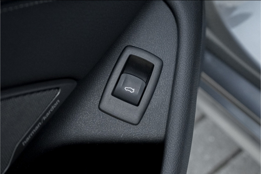 BMW 5 Serie Touring 530i High Ex M-Sport Pano Driving Ass Plus H/K 360° HUD