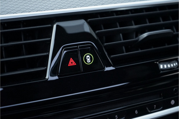 BMW 5 Serie Touring 530i High Ex M-Sport Pano Driving Ass Plus H/K 360° HUD
