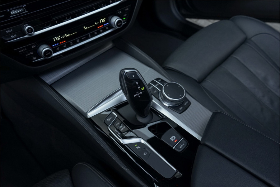 BMW 5 Serie Touring 530i High Ex M-Sport Pano Driving Ass Plus H/K 360° HUD