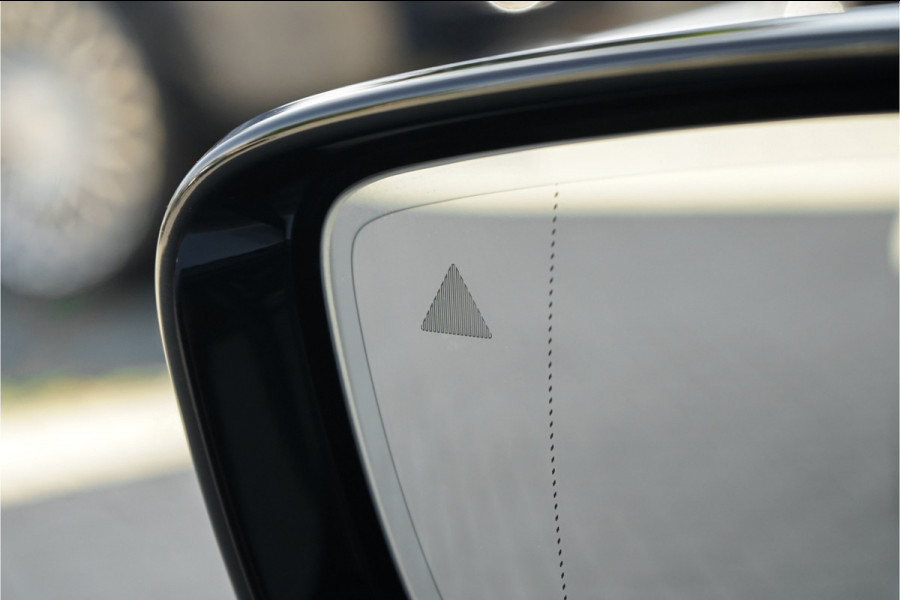 BMW 5 Serie Touring 530i High Ex M-Sport Pano Driving Ass Plus H/K 360° HUD