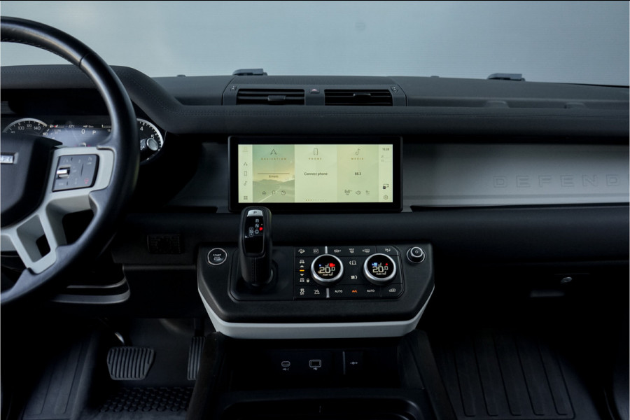 Land Rover Defender 110 P400e Pano 360° Black Pack Stuurverw Ori NL