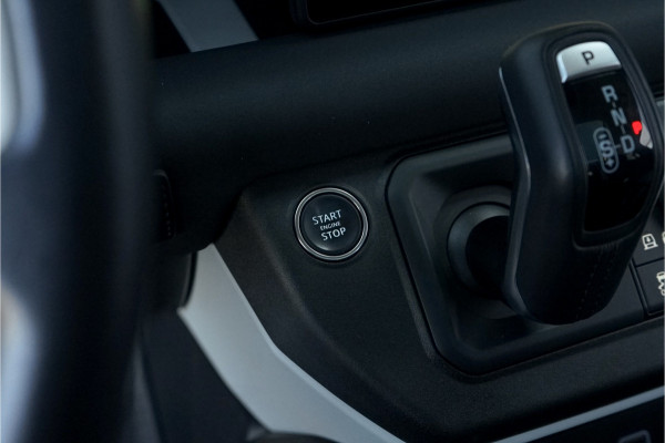 Land Rover Defender 110 P400e Pano 360° Black Pack Stuurverw Ori NL