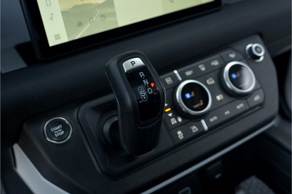 Land Rover Defender 110 P400e Pano 360° Black Pack Stuurverw Ori NL