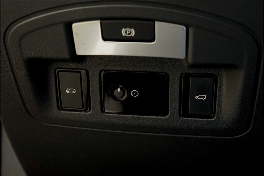 Jaguar I-PACE EV320 SE Business 90 kWh 3 Fase Laden Pano CarPlay