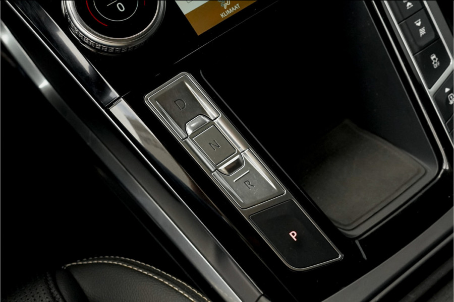 Jaguar I-PACE EV320 SE Business 90 kWh 3 Fase Laden Pano CarPlay
