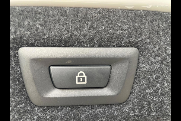 BMW 5 Serie 520d High Executive,M Pakket, Adaptief CC, Head Up