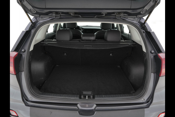 Kia Niro 1.6 GDi Hybrid DynamicLine (INCL-BTW) Aut. *ADAPTIVE-CRUISE | LEATHER-FABRIC | NAVI-FULLMAP | HEATED-COMFORTSEATS | CAMERA | DAB+ | KEYLESS | ECC | DIGI-COCKPIT | SHIFT-PADDLES | LANE-ASSIST | PDC | TOWBAR | 16''ALU*