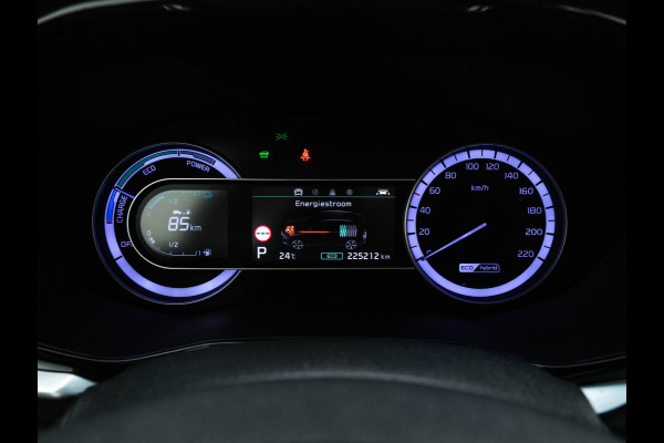 Kia Niro 1.6 GDi Hybrid DynamicLine (INCL-BTW) Aut. *ADAPTIVE-CRUISE | LEATHER-FABRIC | NAVI-FULLMAP | HEATED-COMFORTSEATS | CAMERA | DAB+ | KEYLESS | ECC | DIGI-COCKPIT | SHIFT-PADDLES | LANE-ASSIST | PDC | TOWBAR | 16''ALU*